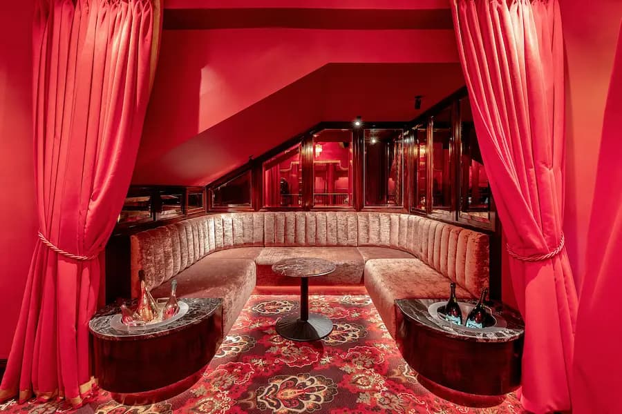 KOKO - Private Boxes & Tables